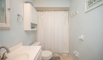 2211 Penny Ln, Austintown, OH 44515