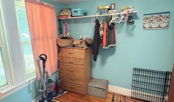64 Oxford St, Augusta, ME 04330