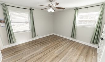 414 Pine Glen Dr, Albany, GA 31705