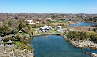 294 Ocean Ave, Newport, RI 02840