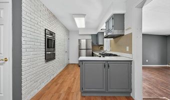 608 Mount Vernon Dr, Arnold, MO 63010