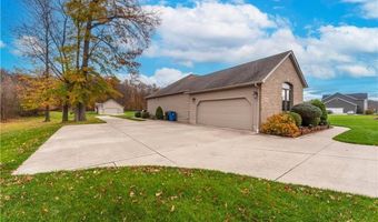 7661 Heritage Way, Amherst, OH 44001