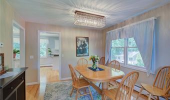 84 Bakewell Ct, Cranston, RI 02921