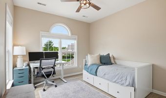 2946 Hunley Dr, Ann Arbor, MI 48105