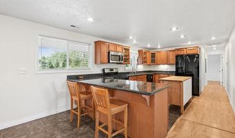 17465 SW BLANTON St, Beaverton, OR 97078