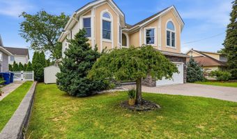 646 Compass Ave, Beachwood, NJ 08722