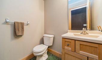 7980 NE 27th Ave, Altoona, IA 50009