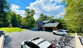 157 Main St, Gouldsboro, PA 18424