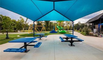 3406 Scoggins Rd, Bentonville, AR 72713