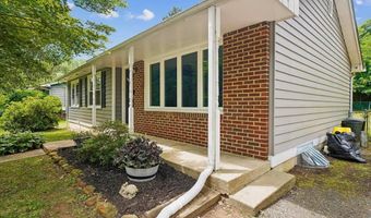 1248 HILLTOP Dr, Annapolis, MD 21409