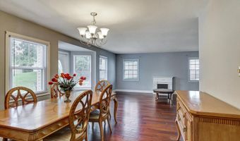 12704 HOVEN Ln, Bowie, MD 20716