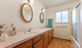 611 E Dewey Ln, Caldwell, ID 83607