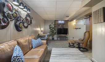 704 Hoaglin Dr, Albion, MI 49224