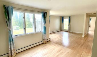 101-2 Waldo Ave, Belfast, ME 04915