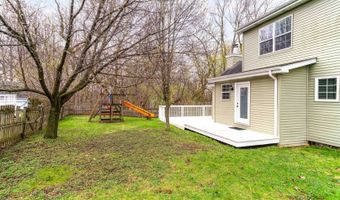 40431 N Fairview St, Antioch, IL 60002