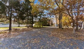 247 Serpentine Dr, Bayville, NJ 08721