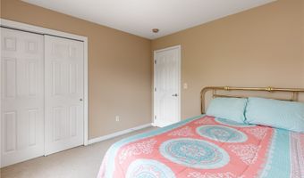 175 Crown Royal Dr, Amherst, NY 14221
