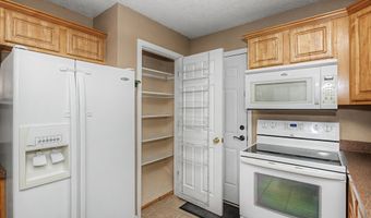 4105 Harris St, Ames, IA 50014