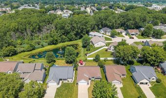 2744 W COMMONWEALTH Ct, Appleton, WI 54914
