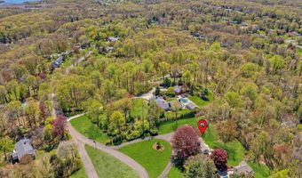 36 Whiting Farm Rd, Branford, CT 06405