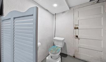 2051 W LIVINGSTON St, Allentown, PA 18104