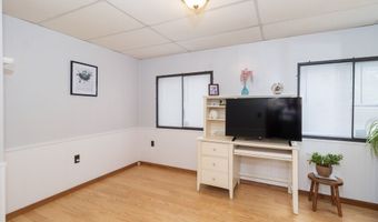 525 E Main St Trlr 33, Branford, CT 06405