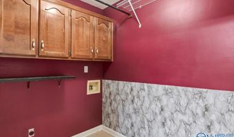 1250 NE Heatherwood Dr NE, Arab, AL 35016