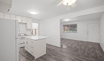 4821 Wick Mor Dr, Alton, IL 62002