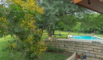 364 E 1600 Rd, Baldwin City, KS 66006