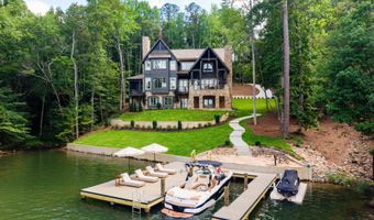 37 Holly Ln, Alexander City, AL 35010