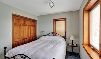 1360 Windmill Point Rd, Alburgh, VT 05440