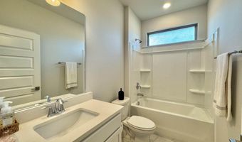 16896 Whispering Pnes, Athens, AL 35611