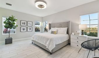 5424 SILVER SUN Dr, Apollo Beach, FL 33572