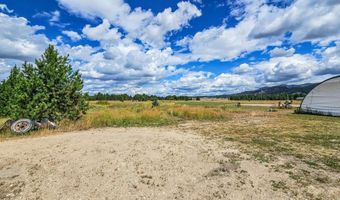 101 Sixty Ln, Cascade, ID 83611
