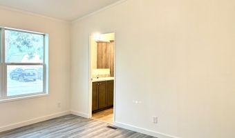 522 Begonia Ln, Altoona, WI 54720