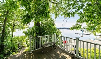 321 E Alburgh Rd, Alburgh, VT 05440