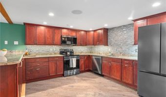 1 Tupperware Dr 138, North Smithfield, RI 02896