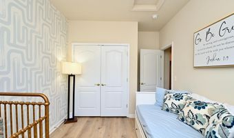 6915 ROLLING CREEK Way, Alexandria, VA 22315