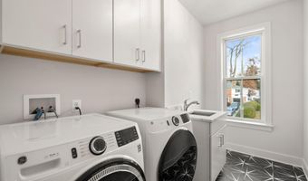 8506 HEMPSTEAD Ave, Bethesda, MD 20817