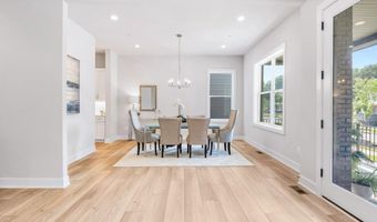 6908 GREYSWOOD Rd, Bethesda, MD 20817
