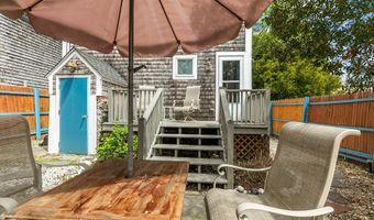 12 Callender Ave, Newport, RI 02840