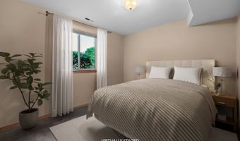 275 W NIAGARA Ave, Astoria, OR 97103