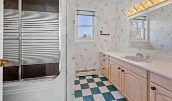 319 Redstone Dr, Cheshire, CT 06410