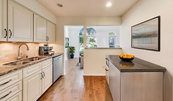 1912 N Coldspring Rd, Arlington Heights, IL 60004