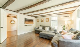 99 Highview Ave, Hopkinton, RI 02832
