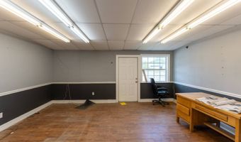 945 Pine Ave, Albany, GA 31701