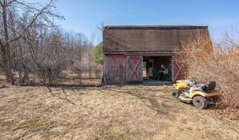 581 S Barnstead Rd, Barnstead, NH 03225