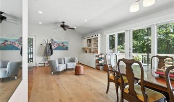 2 Buckingham St, Barrington, RI 02806