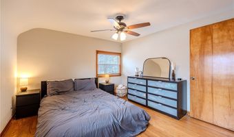 3852 Edinburgh, Austintown, OH 44511