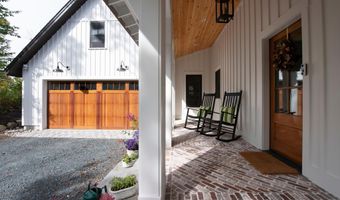 68 Ridge Rd, Ashland, NH 03217